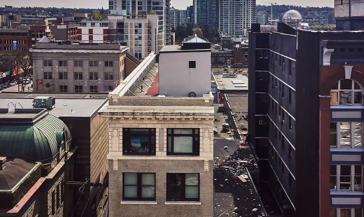 A picture of the poor state of SROs located along East Hastings Street in Downtown Eastside Vancouver