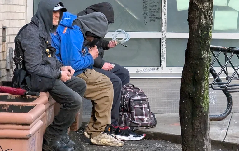 Rising Fires, Policy Clashes, and the Spread of Smokable Drugs